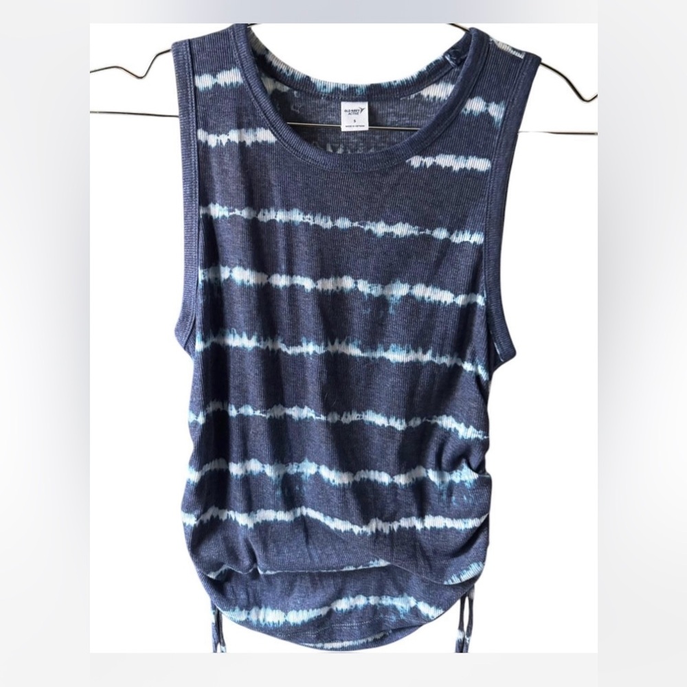 Navy blue and white tie dye scrunch side tank